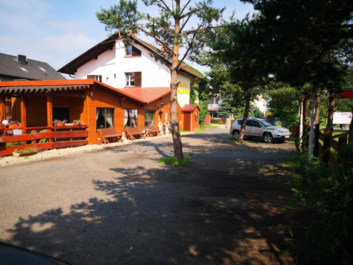 Goscinna Hacjenda Radwanice Bagian luar foto
